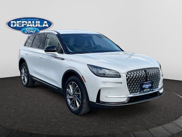 Used 2023 Lincoln Corsair AWD w/ Equipment Group 101A image 9