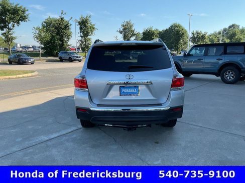 Used 2013 Toyota Highlander Limited FWD image 4