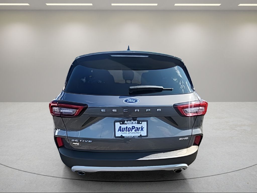 Certified 2024 Ford Escape Active AWD/4WD image 7