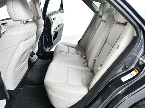 Used 2013 Toyota Avalon XLE Premium FWD image 33