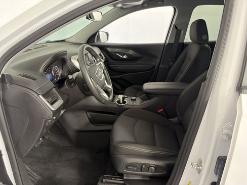 Certified 2024 GMC Terrain SLE w/ Driver Convenience Package AWD/4WD image 8
