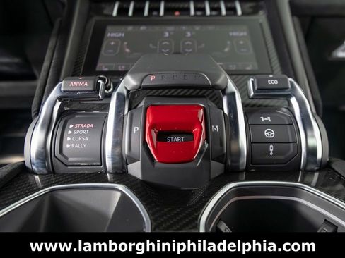 Used 2024 Lamborghini Urus Performante image 25