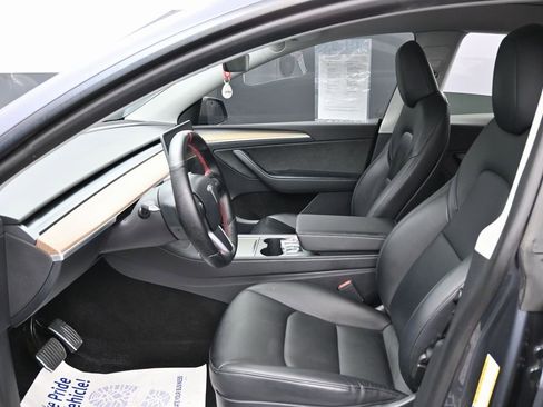 Used 2023 Tesla Model Y Long Range image 16