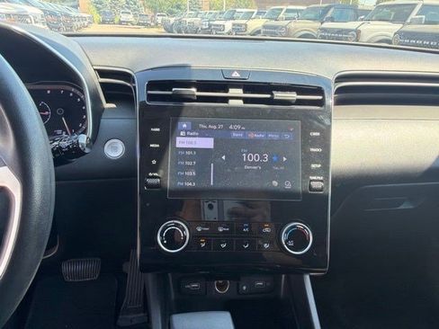 Used 2023 Hyundai Tucson SEL AWD/4WD image 20