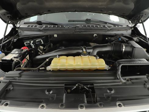 Certified 2020 Ford F150 Lariat w/ Equipment Group 502A Luxury AWD/4WD image 6