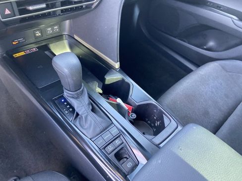 Used 2025 Toyota Camry LE image 38