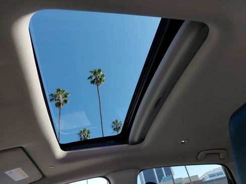 Certified 2023 Honda HR-V EX-L image 30