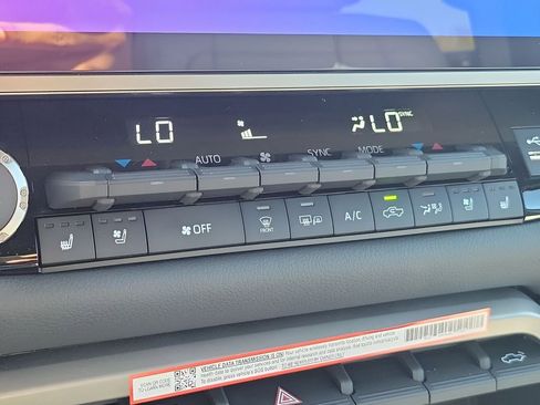 New 2026 Toyota Tundra Limited image 32