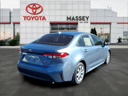 Used 2026 Toyota Corolla LE image 3