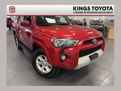 Used 2017 Toyota 4Runner SR5 AWD/4WD image 1