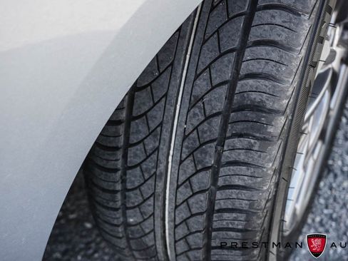 Used 2021 Subaru Impreza 2.0i Limited image 3