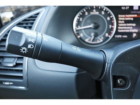 Used 2024 Nissan Armada Platinum w/ Captain's Chairs Package image 9