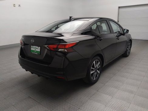 Used 2025 Nissan Versa SV FWD image 9