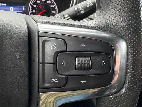 Used 2021 Chevrolet Blazer LT FWD image 19