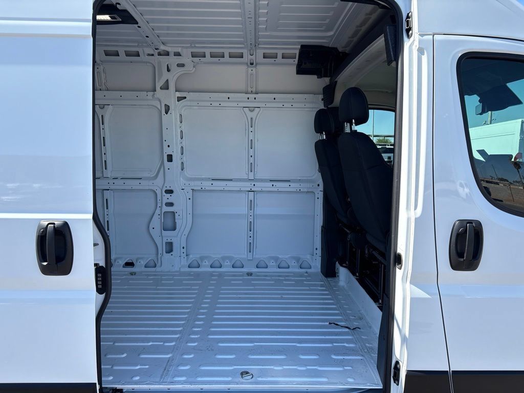 New 2026 RAM ProMaster 2500 w/ Quick Order Package 22G SLT FWD image 15