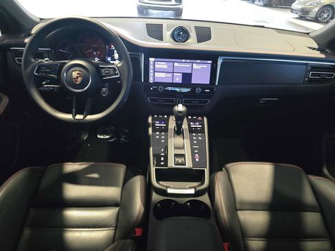 Used 2025 Porsche Macan GTS AWD/4WD image 20