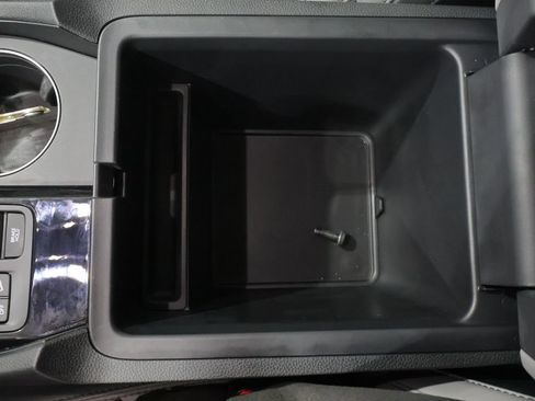 Used 2025 Honda Pilot EX-L image 34