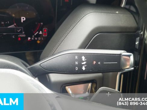 Used 2025 GMC Yukon XL Denali RWD image 30