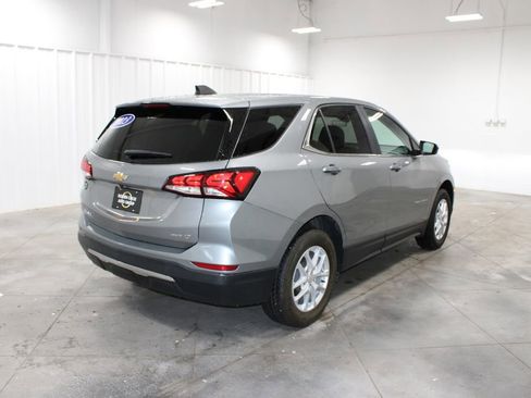 Used 2023 Chevrolet Equinox LT AWD/4WD image 9