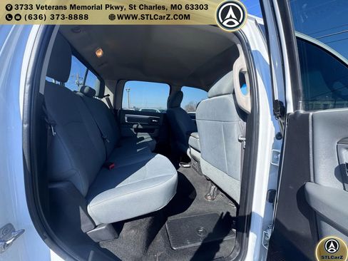 Used 2017 RAM 2500 SLT image 13