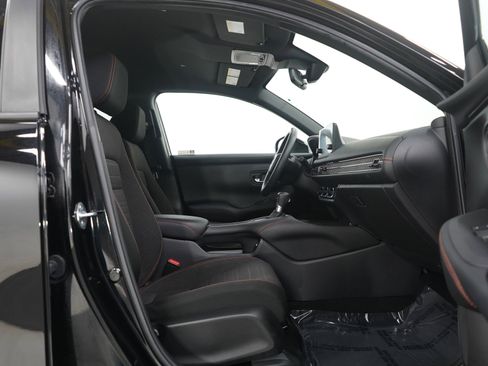 Used 2023 Honda HR-V Sport image 11