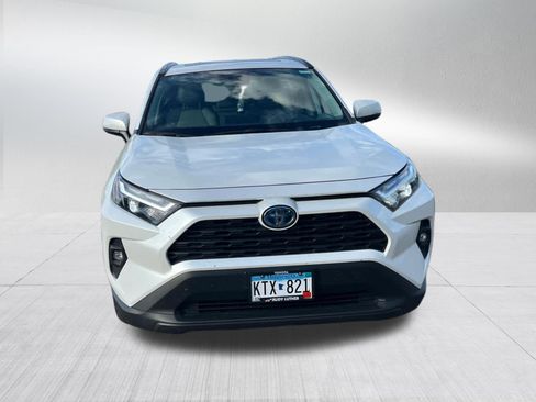 Used 2023 Toyota RAV4 XLE Premium AWD/4WD image 2
