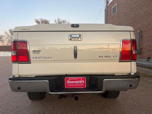Used 2008 Lincoln Mark LT 4x4 image 6