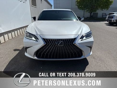 Used 2024 Lexus ES 350 w/ Accessory Package (Z2) FWD image 9