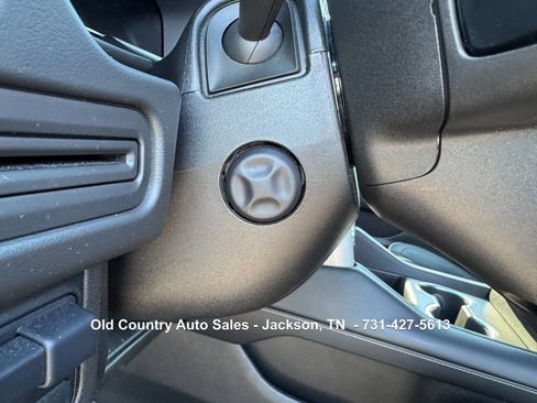 Used 2022 GMC Yukon SLT w/ SLT Luxury Package image 50