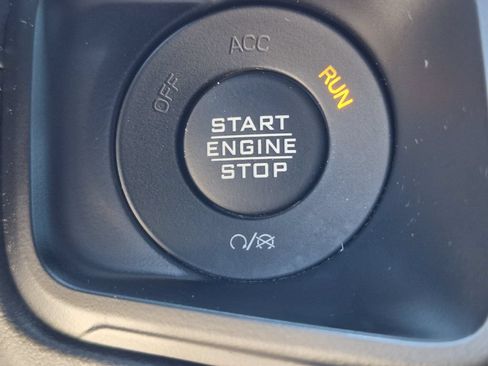 Used 2024 Jeep Wrangler Unlimited Sahara AWD/4WD image 24