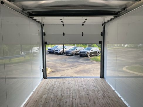 New 2025 Chevrolet Express 3500 w/ Power Convenience Package image 17