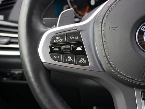 Used 2023 BMW X6 xDrive40i w/ Executive Package image 12