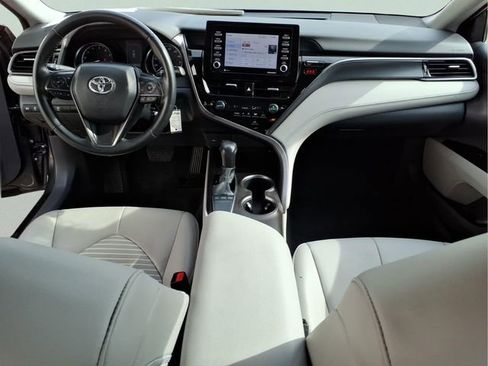 Used 2023 Toyota Camry SE image 22