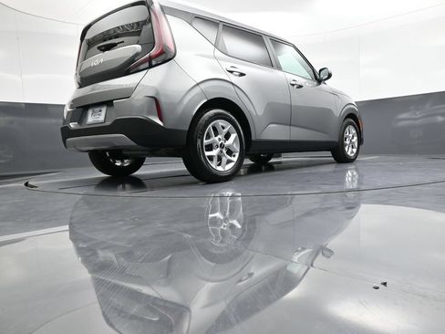 Certified 2023 Kia Soul S FWD image 28