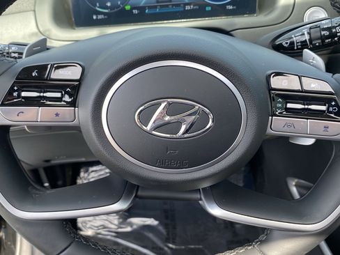 Used 2024 Hyundai Tucson Limited image 19