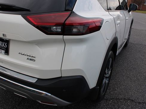 Used 2022 Nissan Rogue Platinum w/ Head-Up Display Package image 44