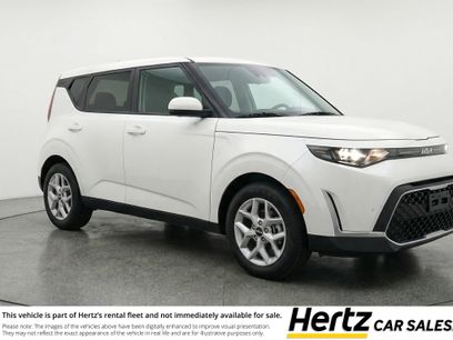 Used 2025 Kia Soul LX w/ LX Technology Package