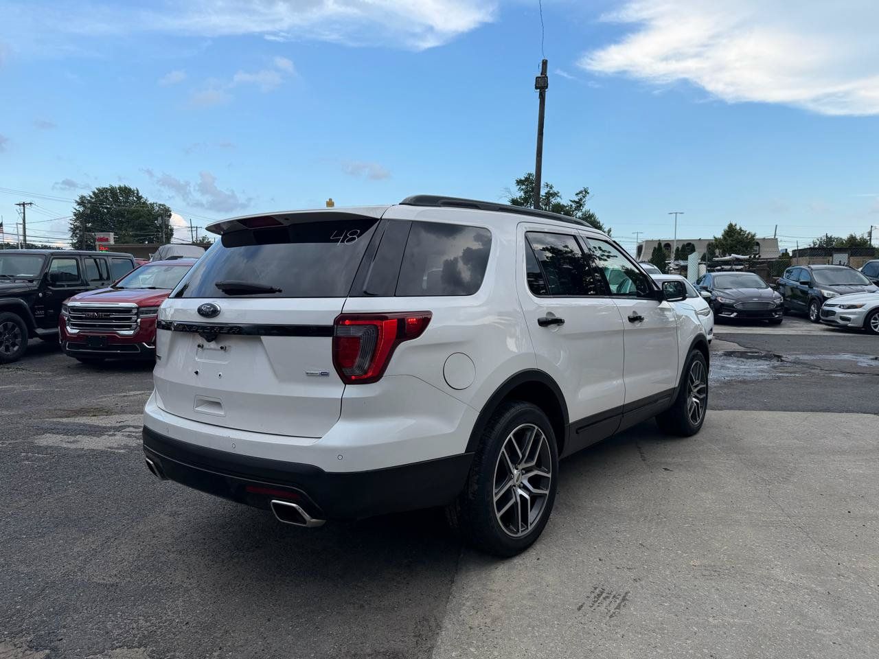 Used 2017 Ford Explorer Sport AWD/4WD image 6