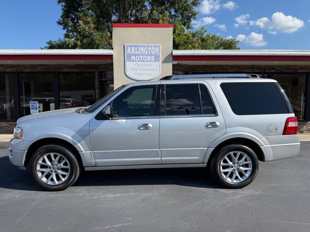 Used 2017 Ford Expedition Limited w/ Equipment Group 301A RWD image 2