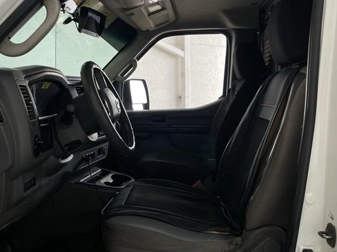 Used 2015 Nissan NV 1500 S w/ Power Package image 9