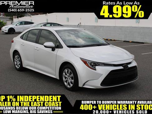 Used 2025 Toyota Corolla LE FWD image 1