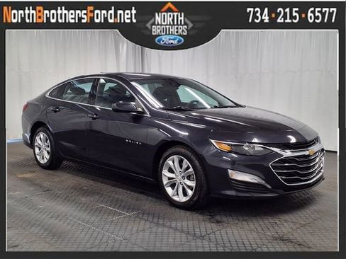 Used 2023 Chevrolet Malibu LT w/ Driver Confidence Package image 1