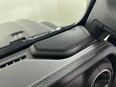 Used 2022 Jeep Wrangler Unlimited Sahara w/ Cold Weather Group image 29