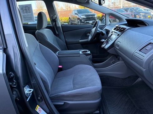 Used 2013 Toyota Prius V Three image 11