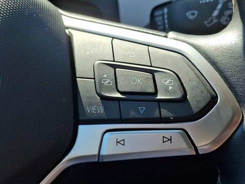 Used 2022 Volkswagen Atlas SE FWD image 18
