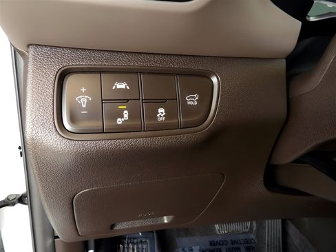 Used 2020 Hyundai Santa Fe SEL w/ Convenience Package image 22