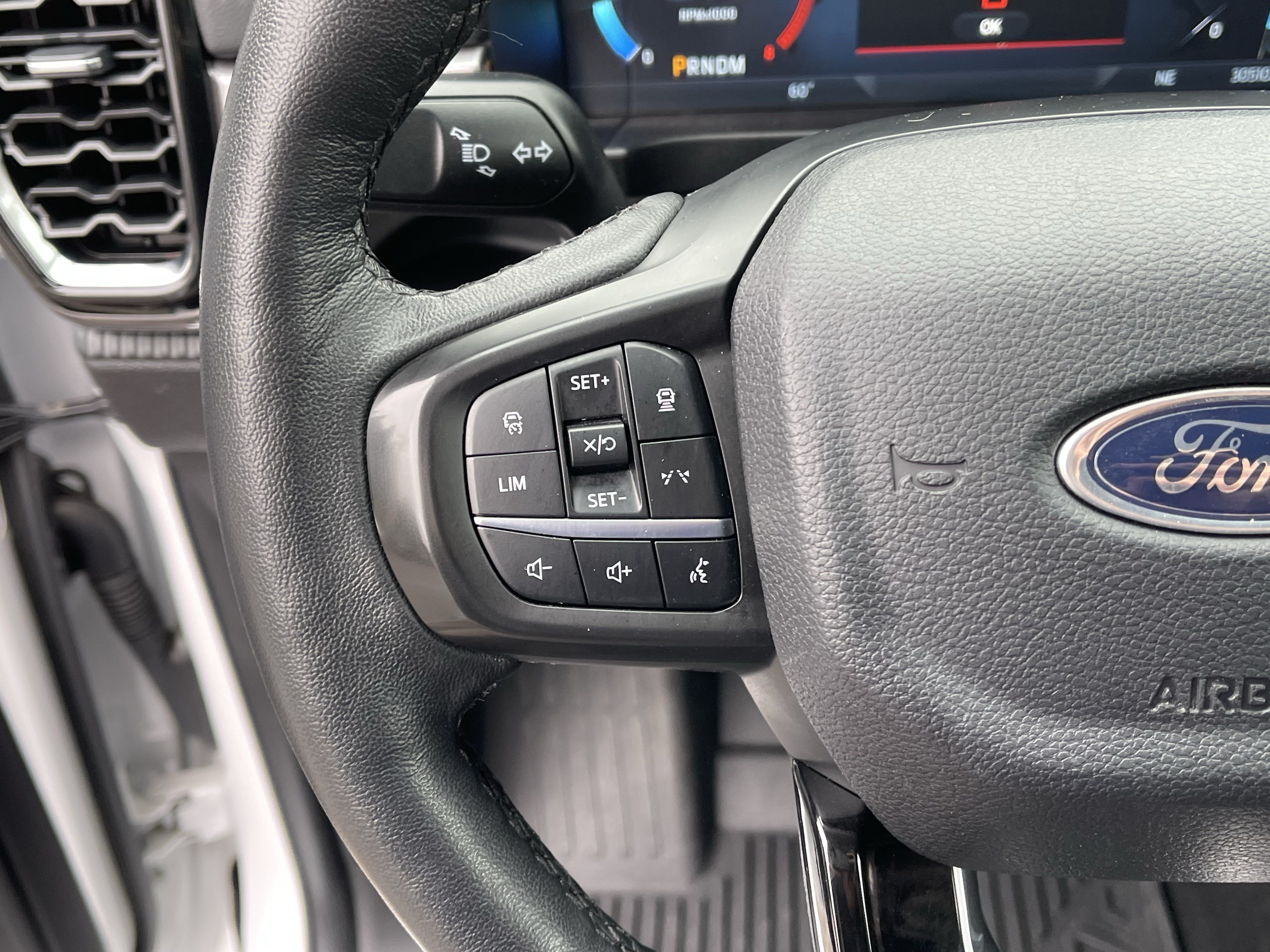Used 2024 Ford Ranger Lariat w/ FX4 Off-Road Package AWD/4WD image 21