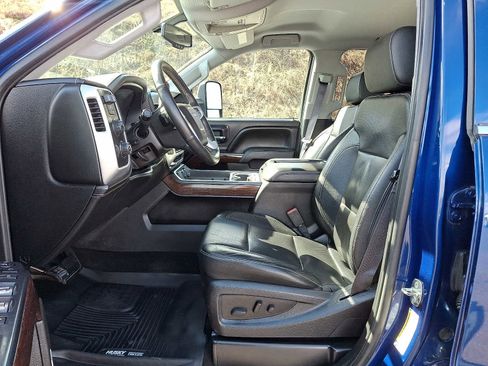 Used 2015 GMC Sierra 2500 SLT w/ Duramax Plus Package image 13