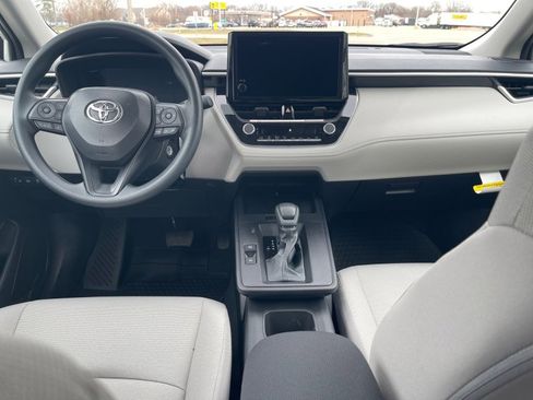 New 2026 Toyota Corolla Cross L image 12