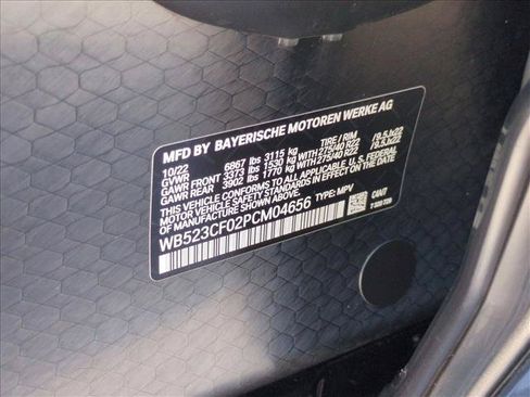 Used 2023 BMW iX xDrive50 w/ Sport Package AWD/4WD image 27